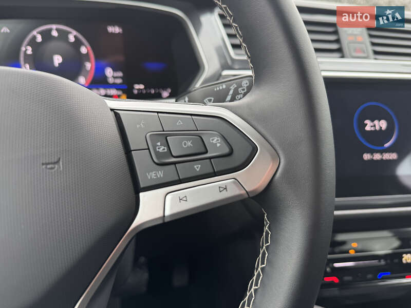 Позашляховик / Кросовер Volkswagen Tiguan 2024 в Львові