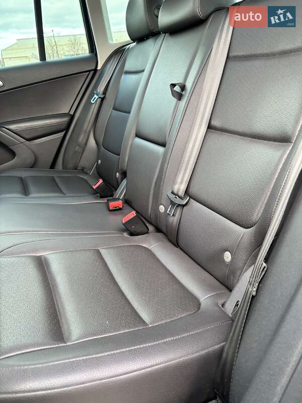 Позашляховик / Кросовер Volkswagen Tiguan 2017 в Києві