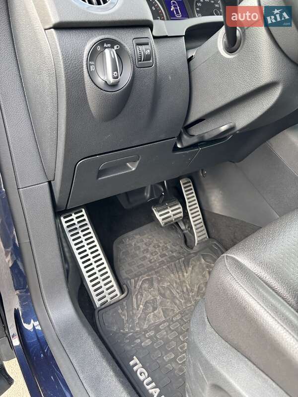 Позашляховик / Кросовер Volkswagen Tiguan 2017 в Києві