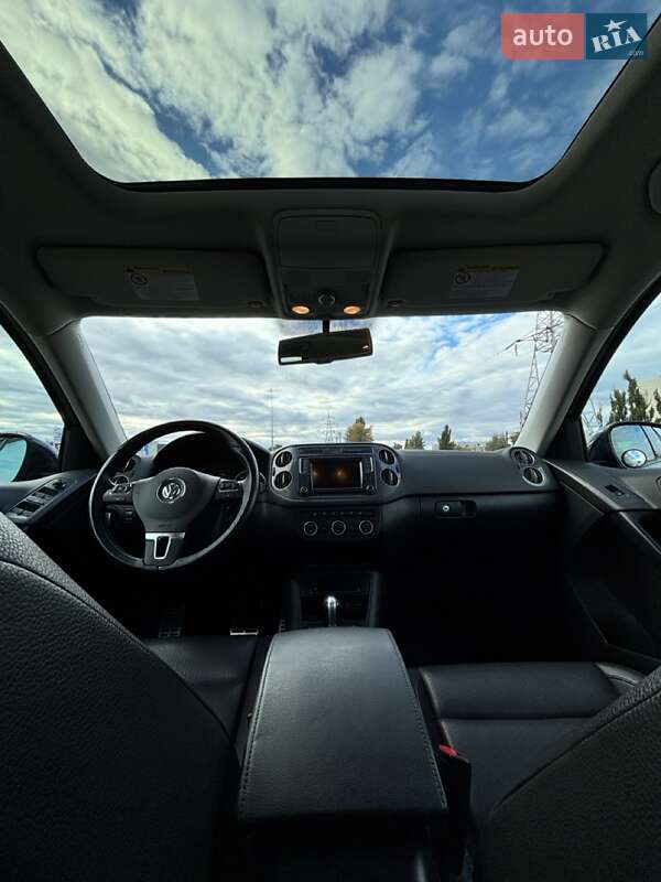 Позашляховик / Кросовер Volkswagen Tiguan 2017 в Києві
