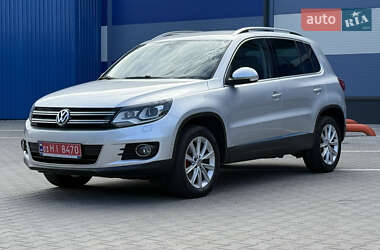 Позашляховик / Кросовер Volkswagen Tiguan 2015 в Рівному