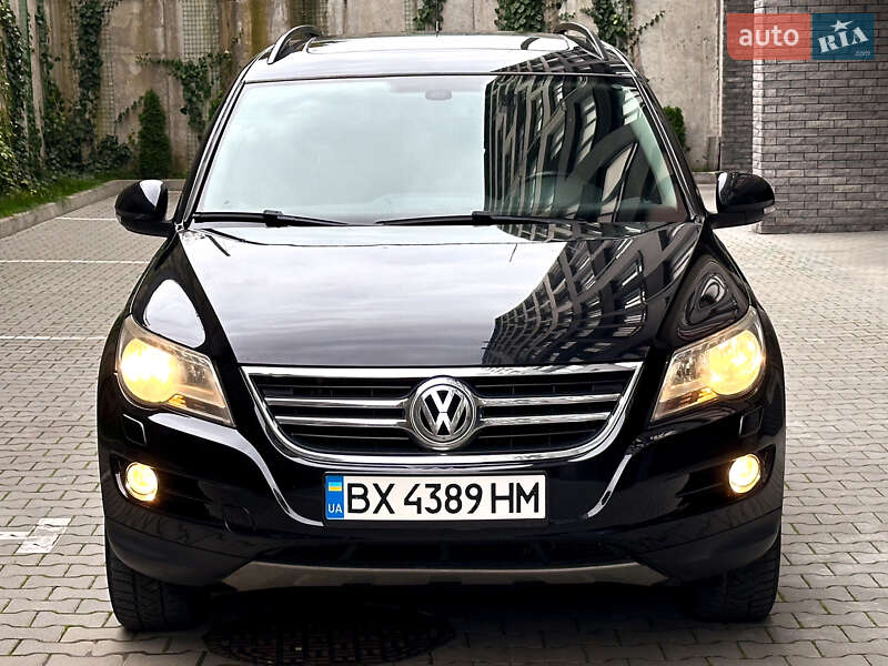 Позашляховик / Кросовер Volkswagen Tiguan 2009 в Хмельницькому