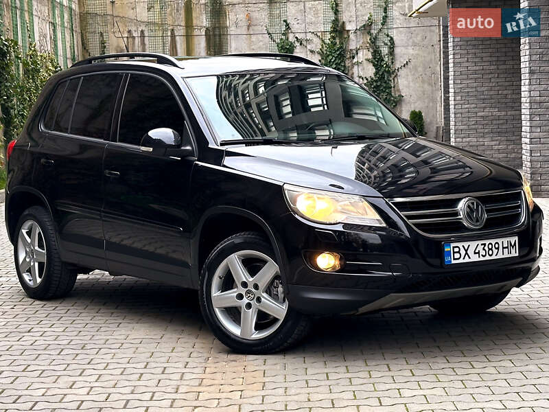 Позашляховик / Кросовер Volkswagen Tiguan 2009 в Хмельницькому