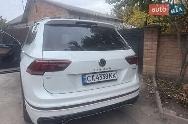 Внедорожник / Кроссовер Volkswagen Tiguan 2023 в 
