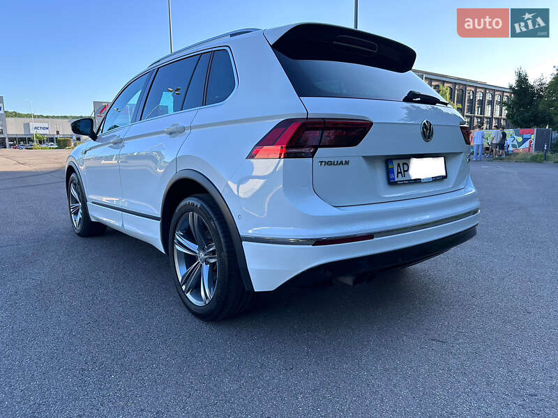 Внедорожник / Кроссовер Volkswagen Tiguan 2017 в Киеве