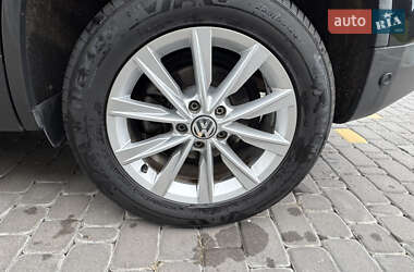 Позашляховик / Кросовер Volkswagen Tiguan 2013 в  фото 16 Позашляховик / Кросовер Volkswagen Tiguan 2013 в
