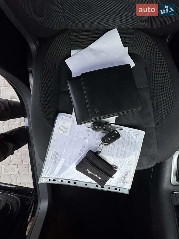 Внедорожник / Кроссовер Volkswagen Tiguan 2013 в Киеве фото 45 Внедорожник / Кроссовер Volkswagen Tiguan 2013 в Киеве