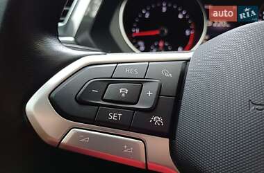 Позашляховик / Кросовер Volkswagen Tiguan 2022 в  фото 60 Позашляховик / Кросовер Volkswagen Tiguan 2022 в