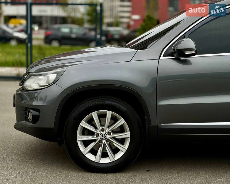 Внедорожник / Кроссовер Volkswagen Tiguan 2012 в Киеве фото 10 Внедорожник / Кроссовер Volkswagen Tiguan 2012 в Киеве
