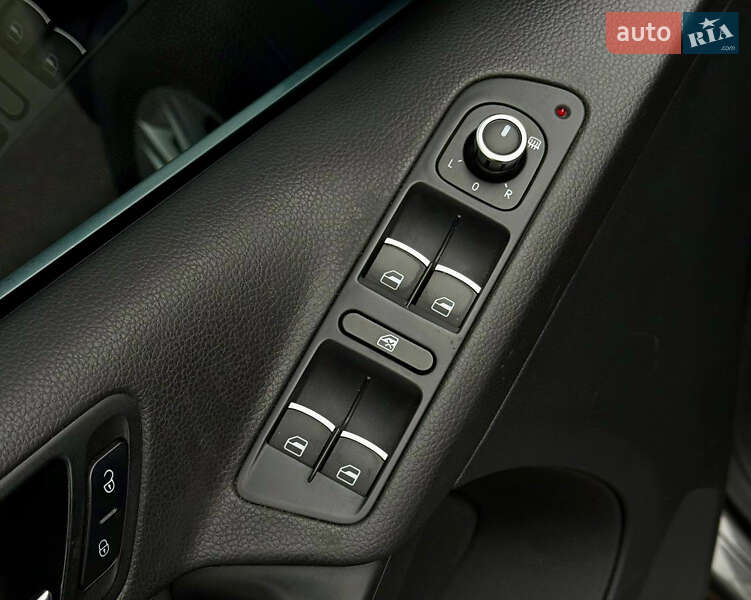 Внедорожник / Кроссовер Volkswagen Tiguan 2012 в Киеве фото 20 Внедорожник / Кроссовер Volkswagen Tiguan 2012 в Киеве