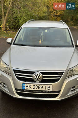 Внедорожник / Кроссовер Volkswagen Tiguan 2009 в Ровно