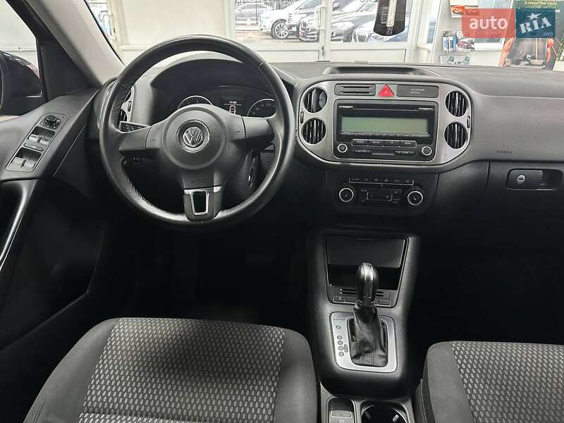 Внедорожник / Кроссовер Volkswagen Tiguan 2010 в Киеве