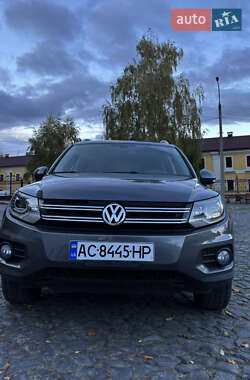 Внедорожник / Кроссовер Volkswagen Tiguan 2015 в Луцке