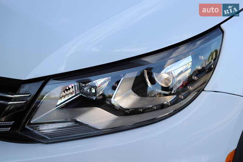 Позашляховик / Кросовер Volkswagen Tiguan 2017 в Дрогобичі