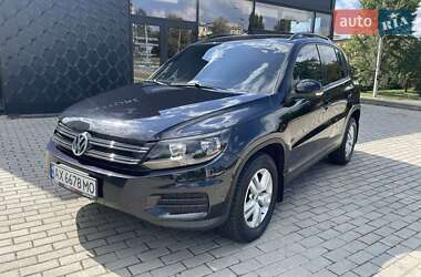 Внедорожник / Кроссовер Volkswagen Tiguan 2017 в Харькове