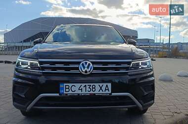 Внедорожник / Кроссовер Volkswagen Tiguan 2019 в Львове