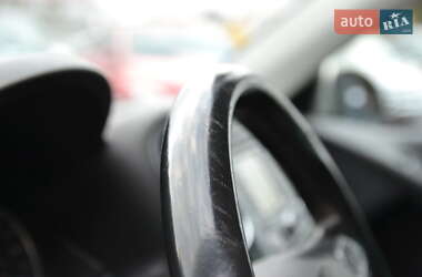 Внедорожник / Кроссовер Volkswagen Tiguan 2012 в 