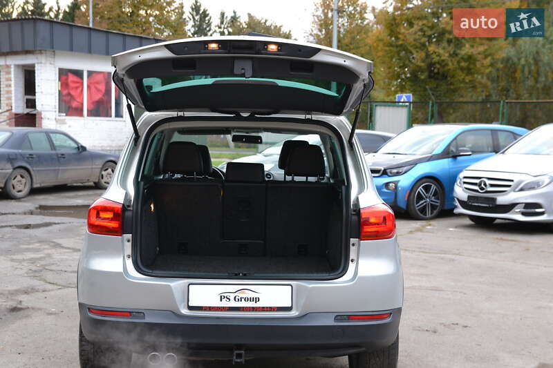Внедорожник / Кроссовер Volkswagen Tiguan 2012 в Луцке