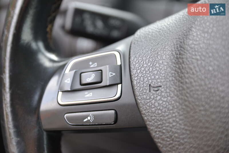 Внедорожник / Кроссовер Volkswagen Tiguan 2012 в Луцке