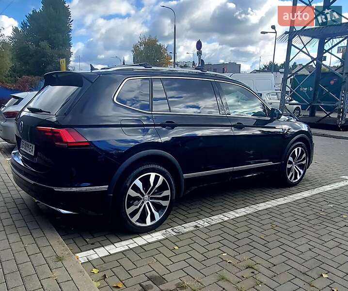 Внедорожник / Кроссовер Volkswagen Tiguan 2018 в Львове фото 7 Внедорожник / Кроссовер Volkswagen Tiguan 2018 в Львове