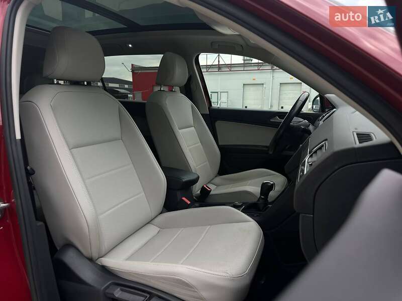 Внедорожник / Кроссовер Volkswagen Tiguan 2019 в Киеве