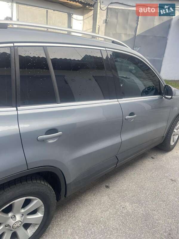 Внедорожник / Кроссовер Volkswagen Tiguan 2008 в Звягеле фото 9 Внедорожник / Кроссовер Volkswagen Tiguan 2008 в Звягеле
