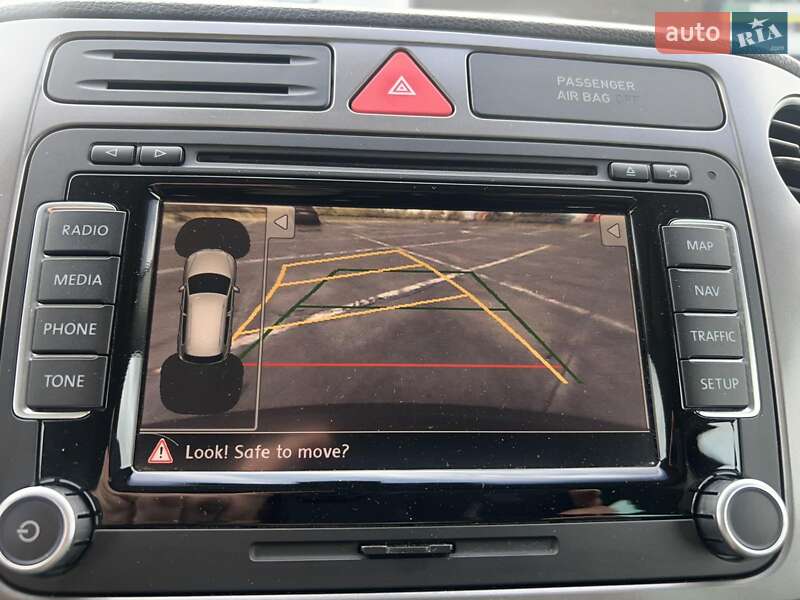 Внедорожник / Кроссовер Volkswagen Tiguan 2011 в Киеве