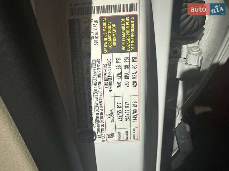 Позашляховик / Кросовер Volkswagen Tiguan 2016 в Ірпені