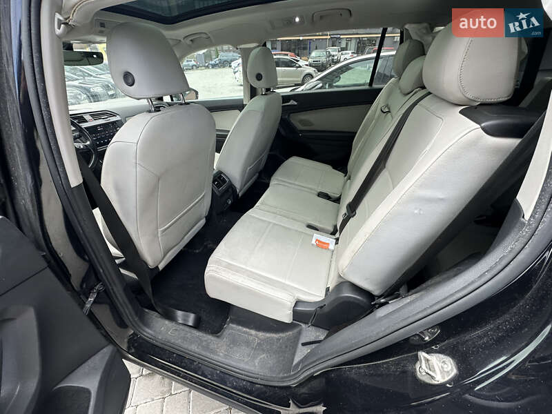 Внедорожник / Кроссовер Volkswagen Tiguan 2018 в Львове