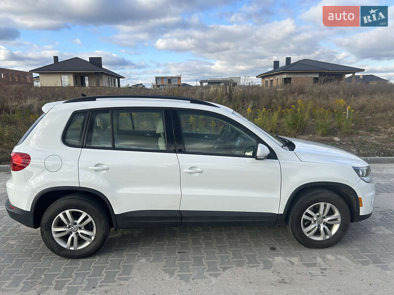 Внедорожник / Кроссовер Volkswagen Tiguan 2016 в Ровно фото 5 Внедорожник / Кроссовер Volkswagen Tiguan 2016 в Ровно