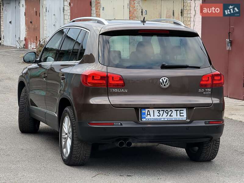 Позашляховик / Кросовер Volkswagen Tiguan 2013 в Києві