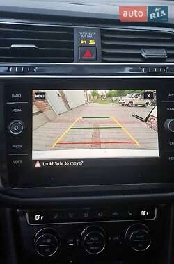 Внедорожник / Кроссовер Volkswagen Tiguan 2020 в 