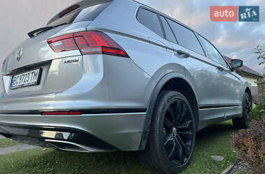 Позашляховик / Кросовер Volkswagen Tiguan 2020 в Буську