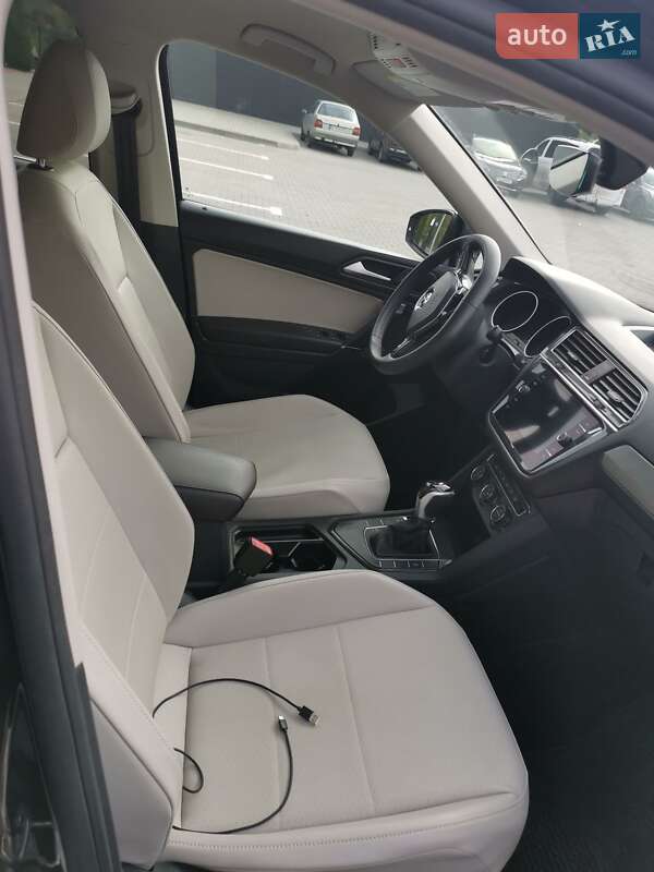 Внедорожник / Кроссовер Volkswagen Tiguan 2019 в Кременчуге