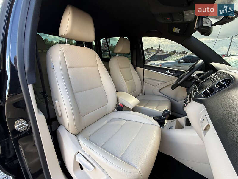 Позашляховик / Кросовер Volkswagen Tiguan 2015 в Стрию