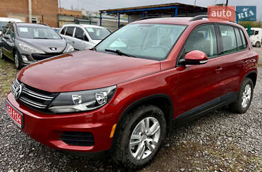 Позашляховик / Кросовер Volkswagen Tiguan 2015 в Полтаві