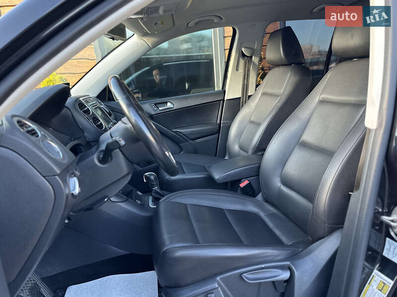 Позашляховик / Кросовер Volkswagen Tiguan 2016 в Шептицькому