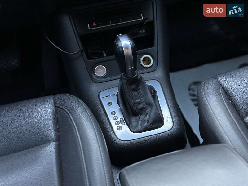 Позашляховик / Кросовер Volkswagen Tiguan 2016 в Шептицькому