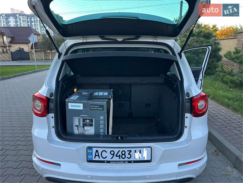 Позашляховик / Кросовер Volkswagen Tiguan 2010 в Луцьку фото 12 Позашляховик / Кросовер Volkswagen Tiguan 2010 в Луцьку