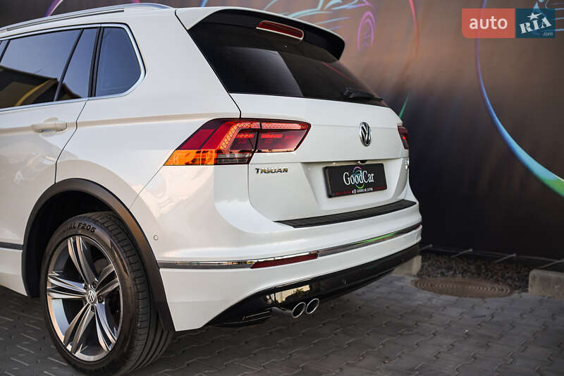 Внедорожник / Кроссовер Volkswagen Tiguan 2016 в Луцке