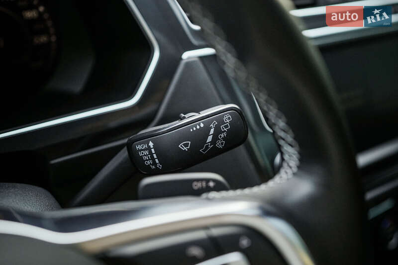 Внедорожник / Кроссовер Volkswagen Tiguan 2016 в Луцке