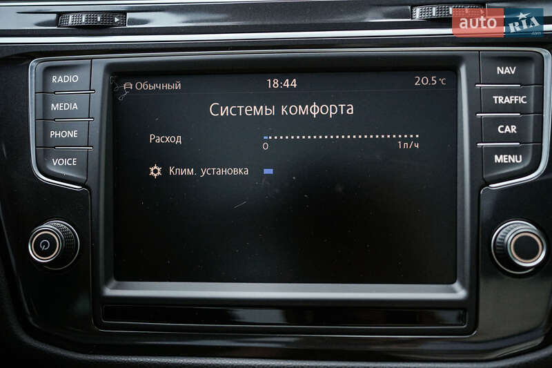 Внедорожник / Кроссовер Volkswagen Tiguan 2016 в Луцке