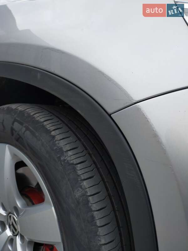 Позашляховик / Кросовер Volkswagen Tiguan 2010 в Тернополі