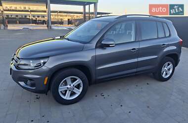 Позашляховик / Кросовер Volkswagen Tiguan 2013 в Кам'янець-Подільському