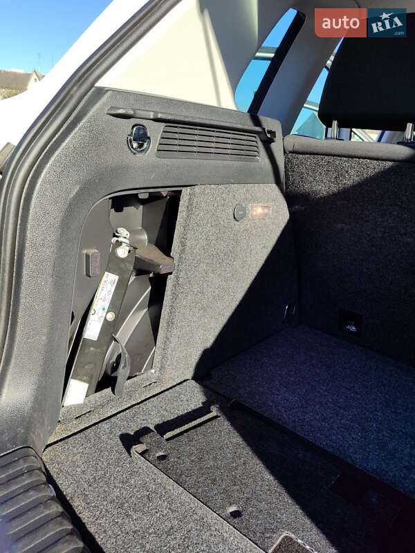 Внедорожник / Кроссовер Volkswagen Tiguan 2017 в Дубно