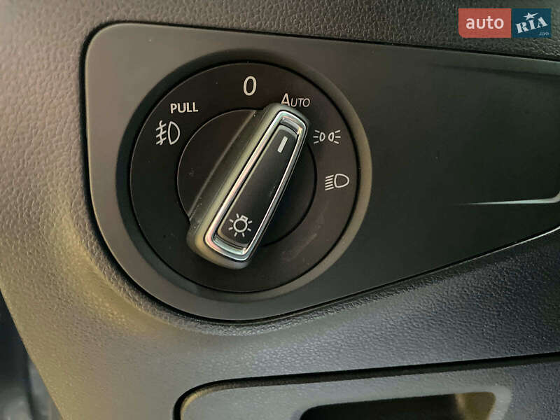 Внедорожник / Кроссовер Volkswagen Tiguan 2017 в Киеве фото 35 Внедорожник / Кроссовер Volkswagen Tiguan 2017 в Киеве