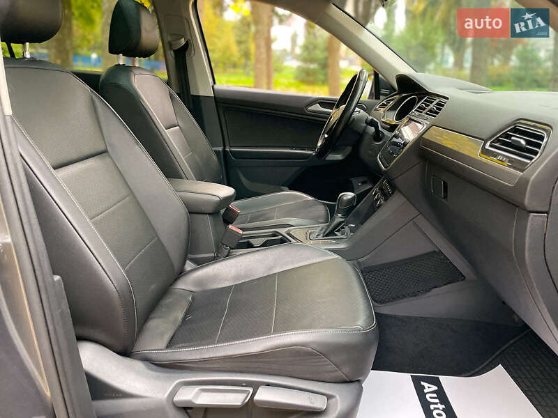 Внедорожник / Кроссовер Volkswagen Tiguan 2017 в Киеве фото 45 Внедорожник / Кроссовер Volkswagen Tiguan 2017 в Киеве