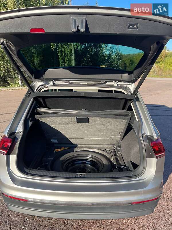 Внедорожник / Кроссовер Volkswagen Tiguan 2018 в Борисполе фото 13 Внедорожник / Кроссовер Volkswagen Tiguan 2018 в Борисполе