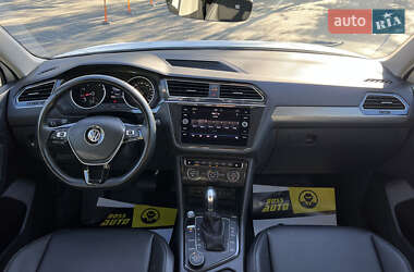 Внедорожник / Кроссовер Volkswagen Tiguan 2018 в 