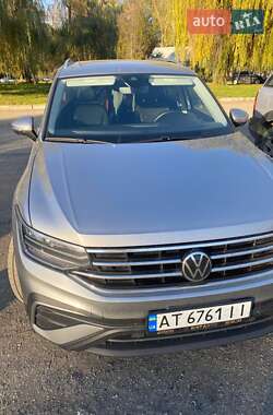 Внедорожник / Кроссовер Volkswagen Tiguan 2022 в Ивано-Франковске